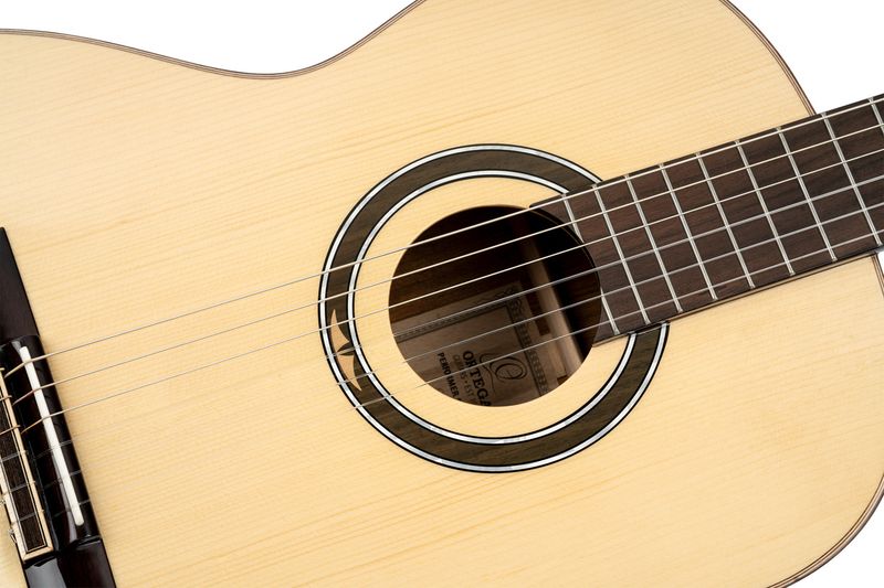 Ortega R158 Klassisk gitar 4/4 Size