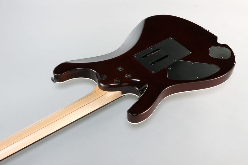 Ibanez KIKO100-TRR Elgitar med hardcase, Prestige Kiko Loureiro Signatur
