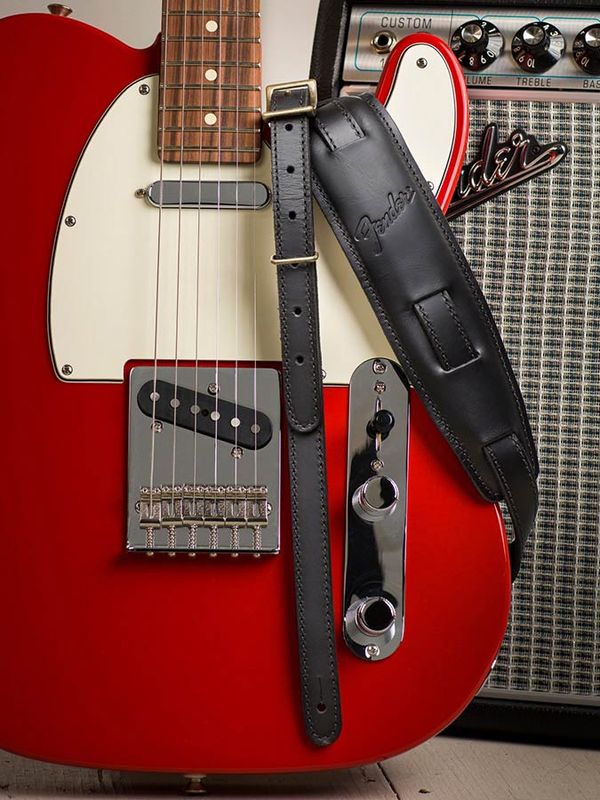 Fender  Vintage saddle strap, black