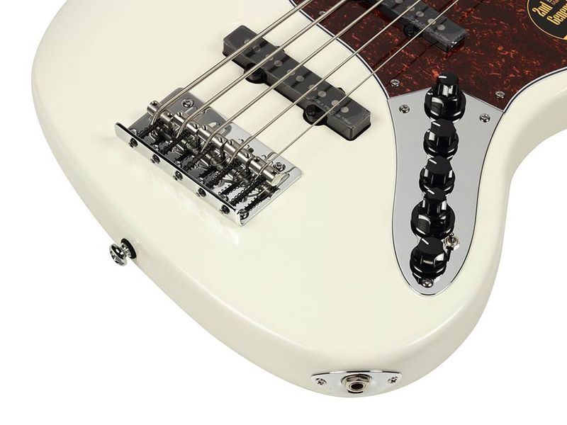 Sire V7 2nd Gen Series Marcus Miller Alder 5-string Bass Guitar Antique White