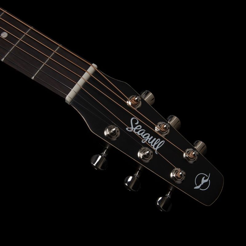 Seagull S6 Original Presys II guitar