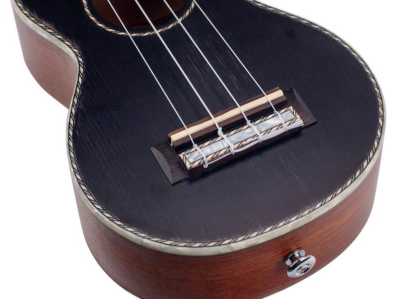 Mahalo Pearl Series, solid top soprano ukulele, black, with bag