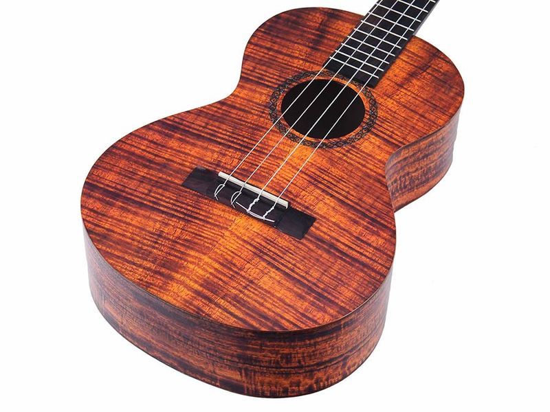 Mahalo Artist Elite Series, baritone ukulele PHOTO FLAME KOA, with bag