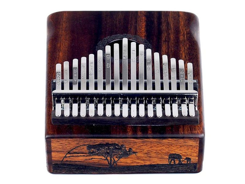 Mahalo  kalimba 17 keys TRADITIONAL, with tuning hammer and bag