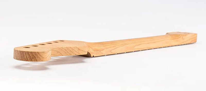 Allparts Select ltd VIN-MOD replacement neck for Stratocaster, quartersawn roasted maple, unfinished