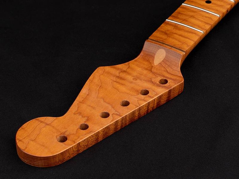 Allparts Replacement Neck for Stratocaster® Tempered Flame Maple