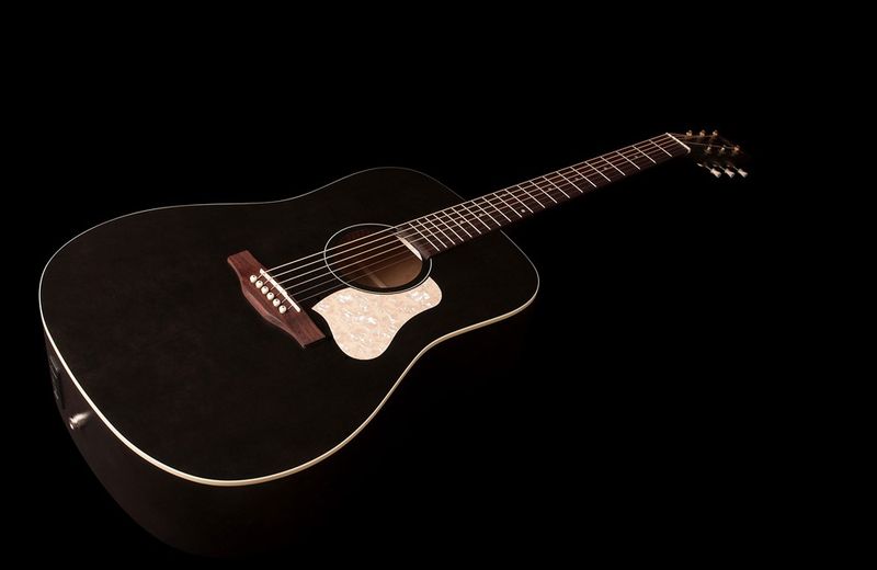 Art & Lutherie Americana Faded Black