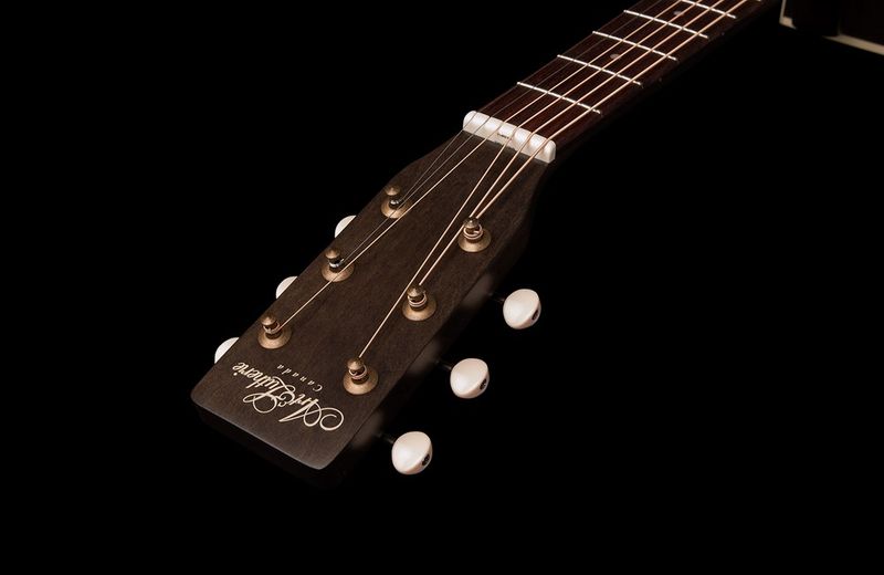Art & Lutherie Legacy Faded Black