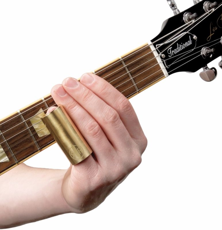 Daddario Rich Robinson messingslide
