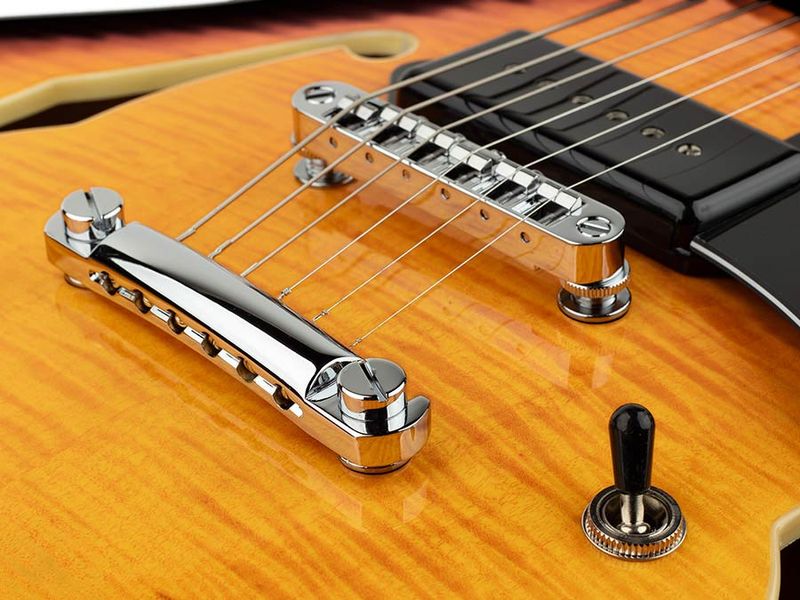 Sire H7V/VS Larry Carlton electric guitar archtop with P90s vintage sunburst